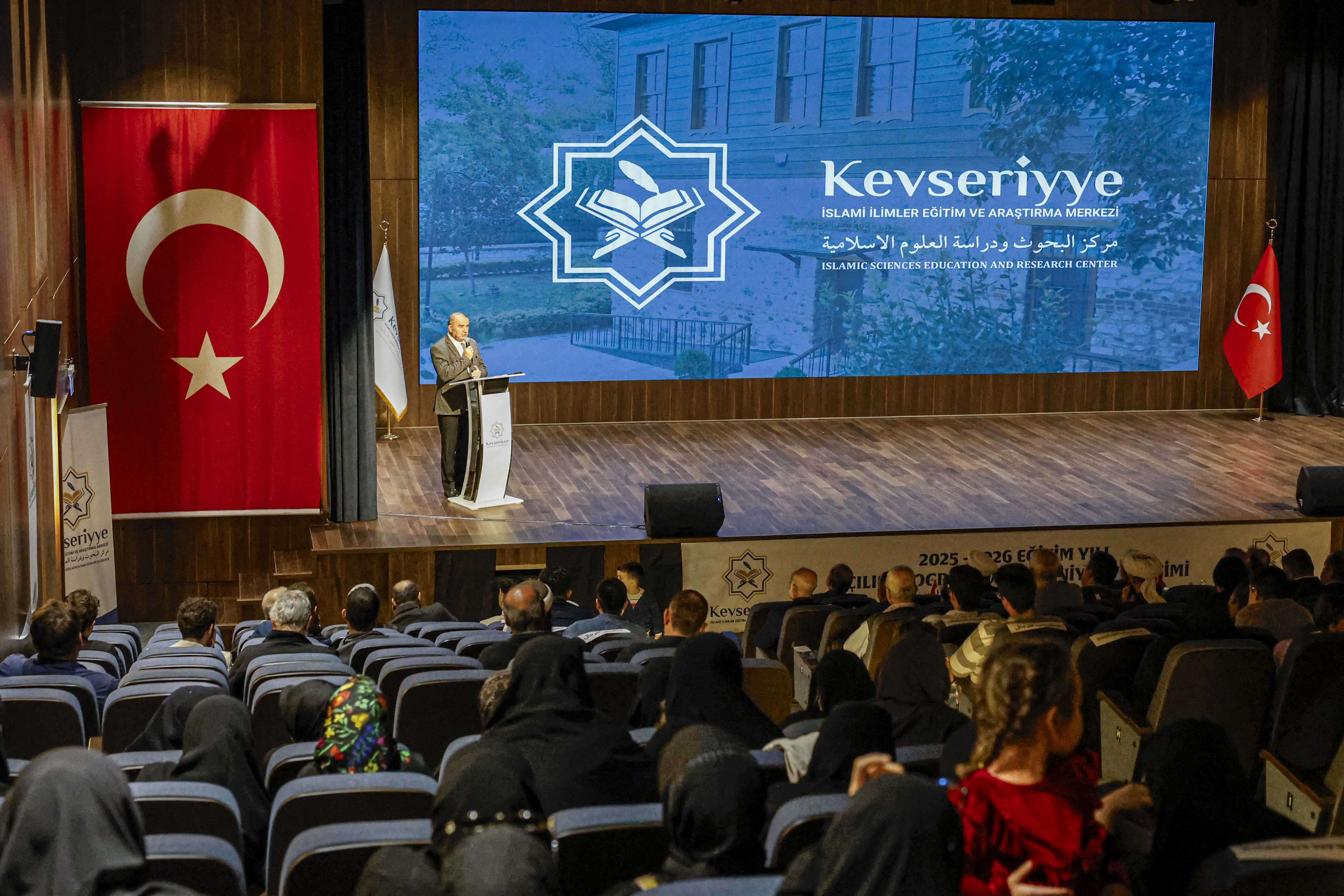 kevseriyye-medresesi-mezuniyet-programi-04.10-.jpg